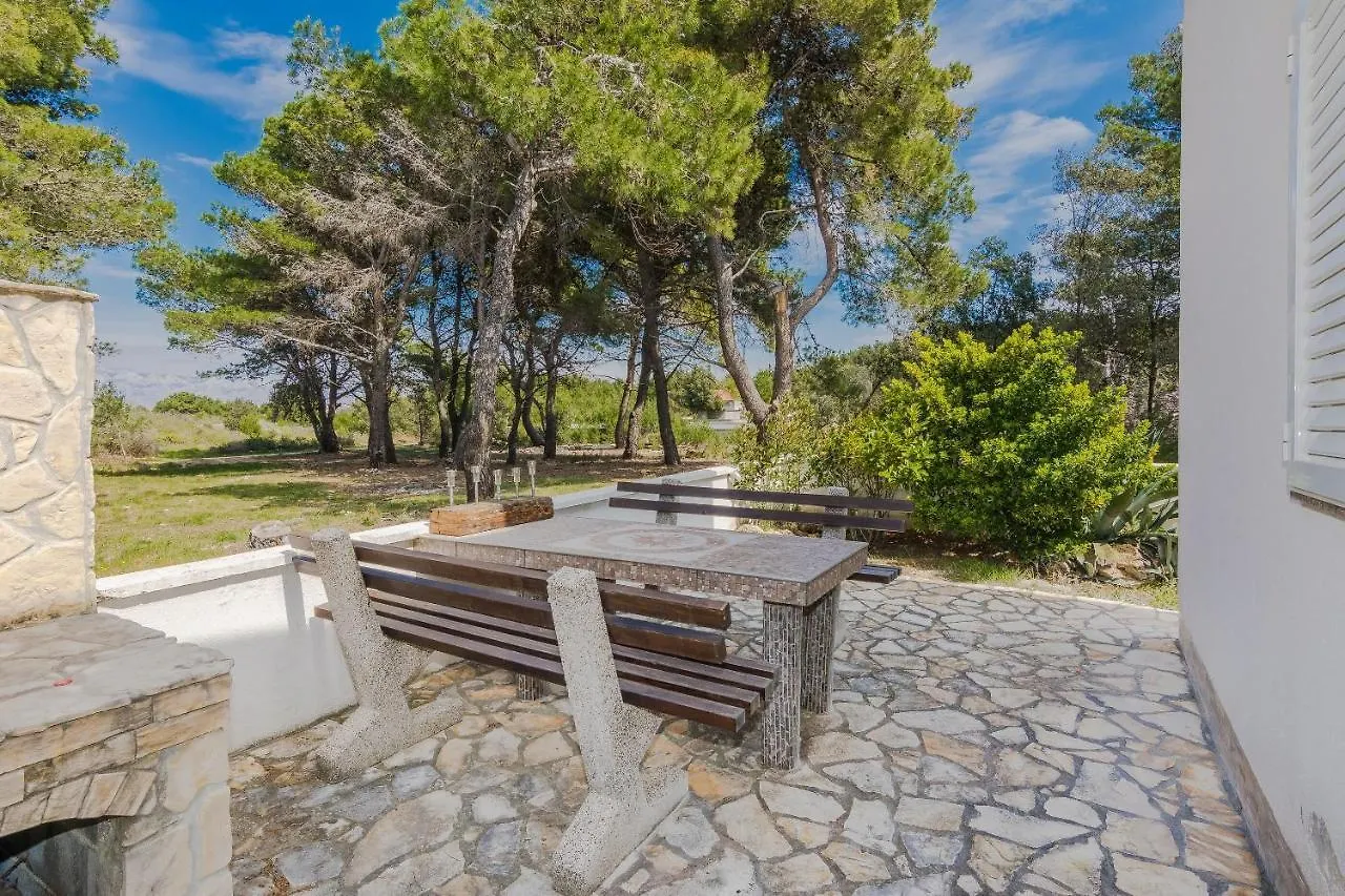 Apartments Jagunic Vir 0*,  Croatia