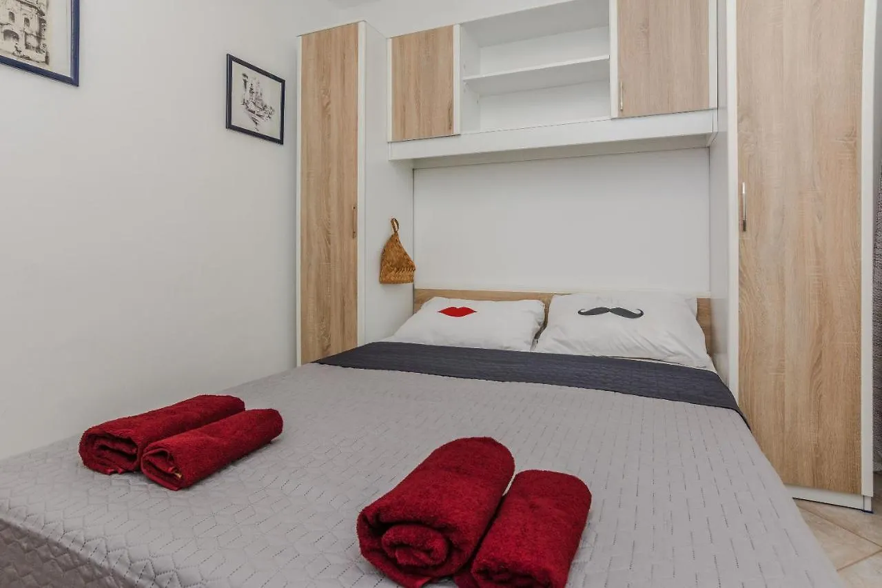 Apartments Jagunic Vir
