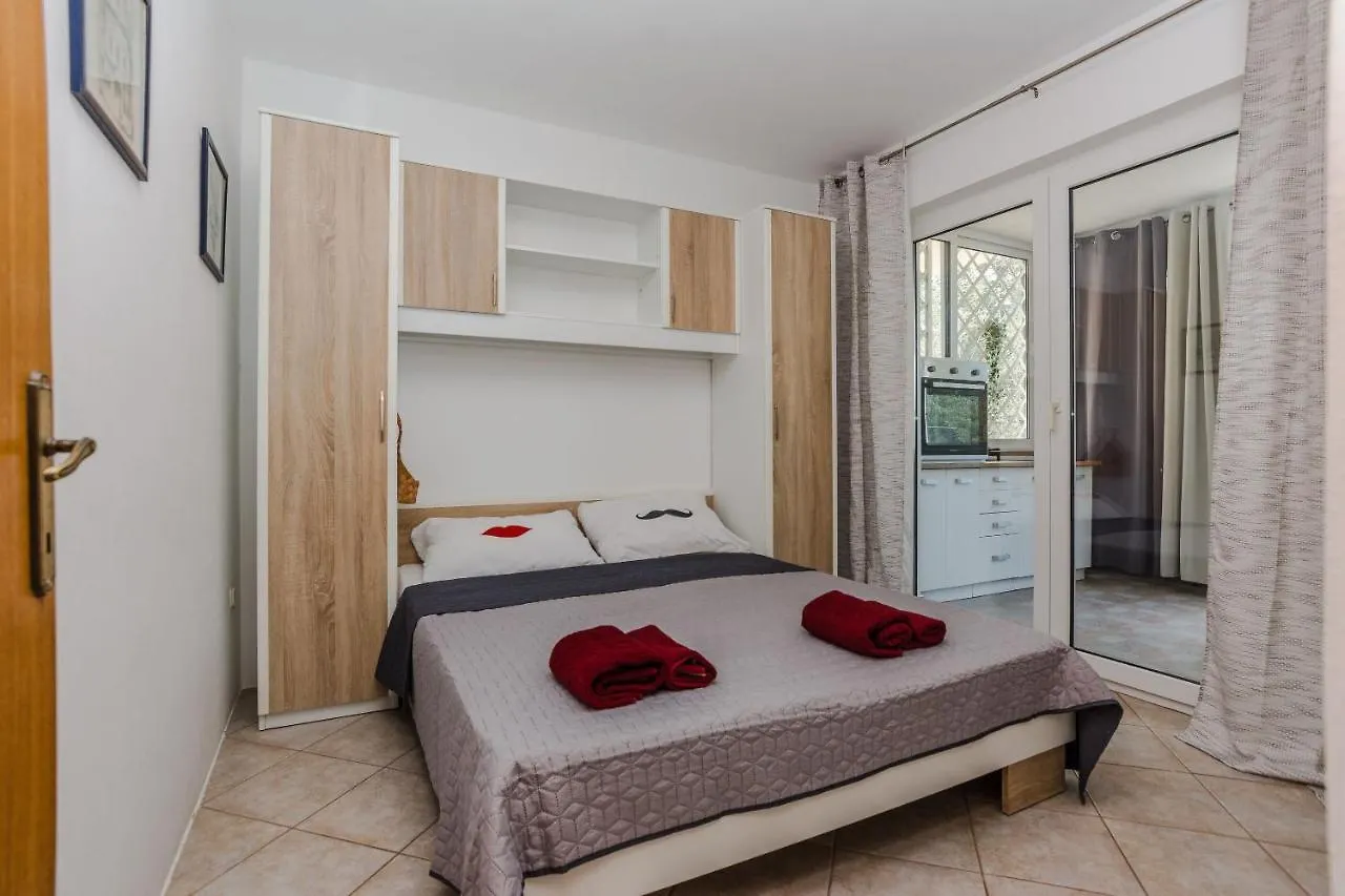 Apartments Jagunic Vir