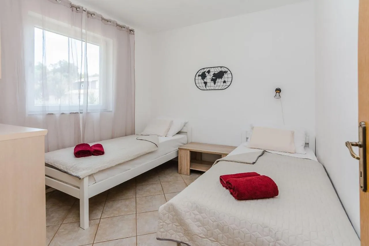 Apartments Jagunic Vir Croatia